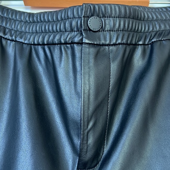 Faux leather black pants - Picture 2 of 5